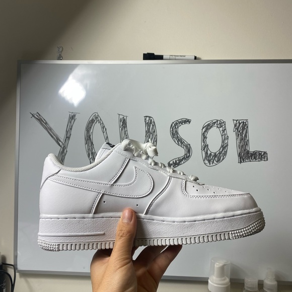 Nike Airforce 1 ‘07 Next Nature White-Black Womens Trainers - Picture 5 of 7